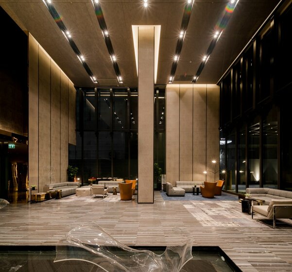 Ashton Silom – image 5