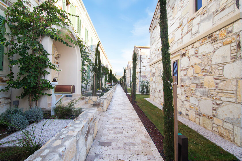 New buildings - İzmir, Türkiye - image 4