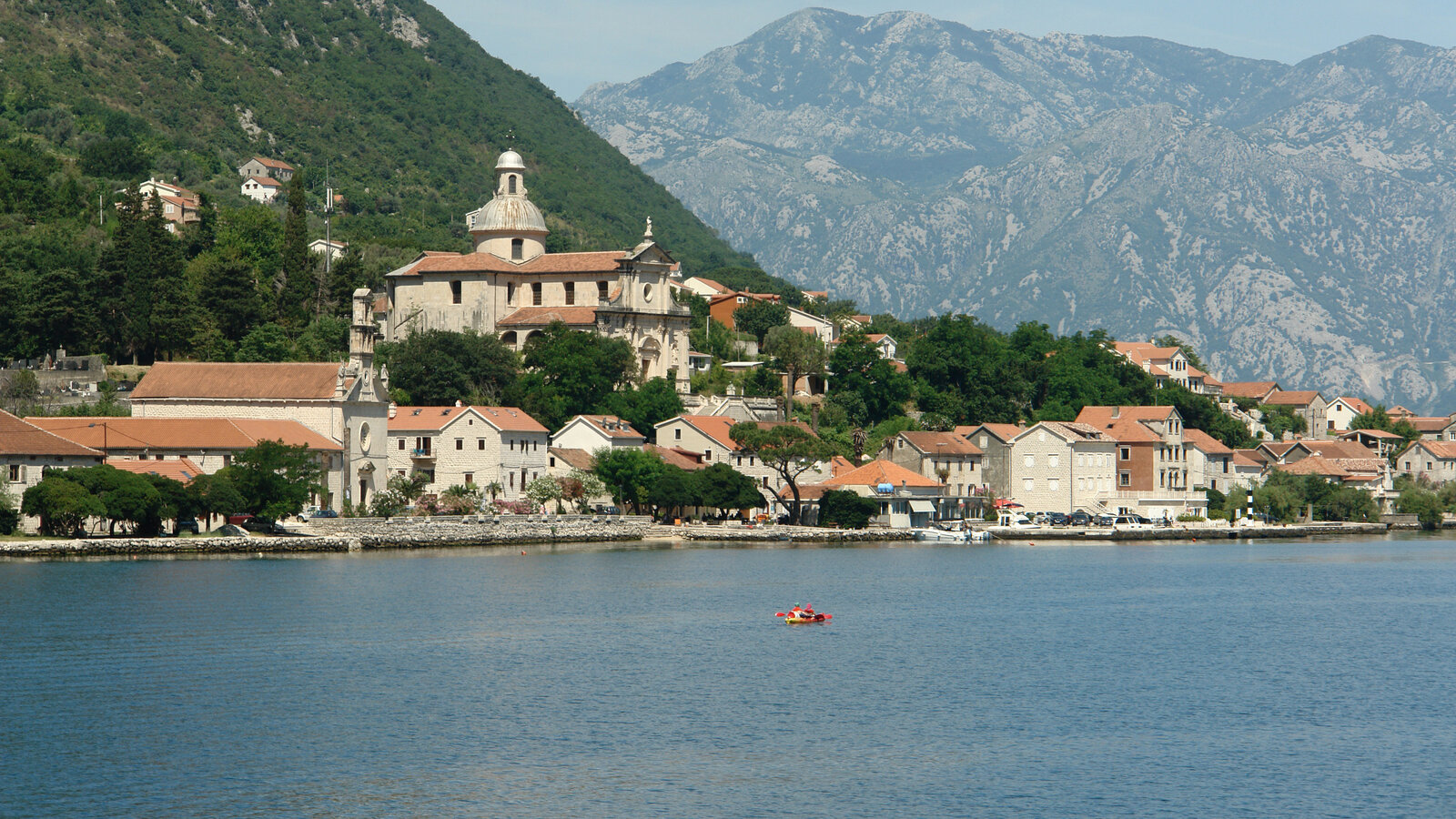 How to Become a Citizen of Montenegro: Rules and Procedure
