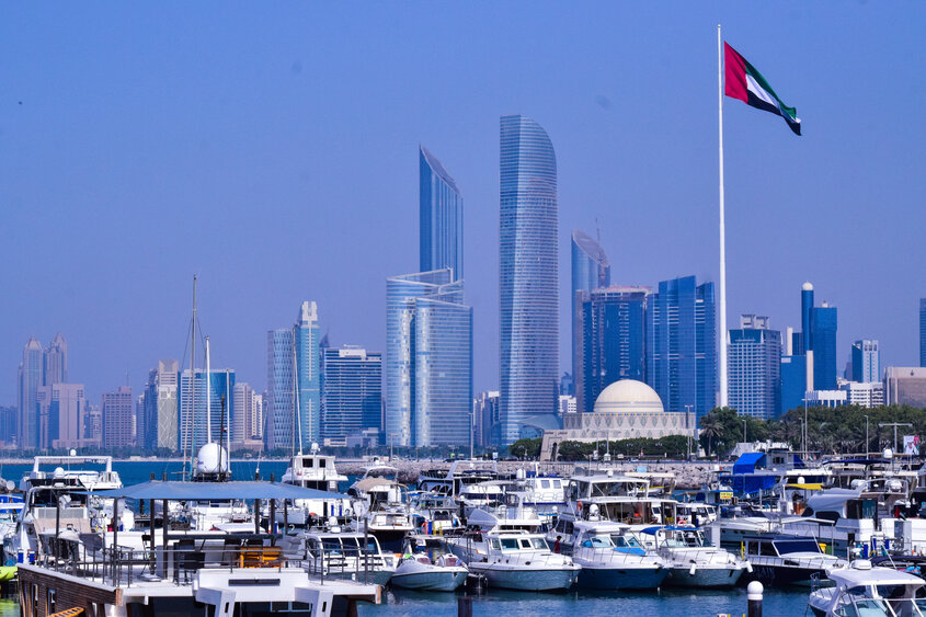 Investments in Abu Dhabi Real Estate: Popular Districts and Prices