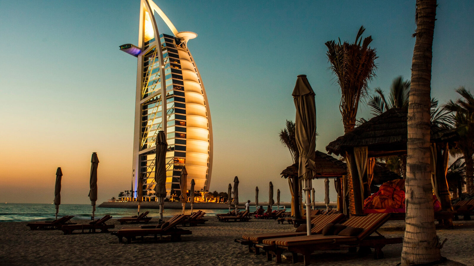 Предлагает ли Дубай постоянное место жительства