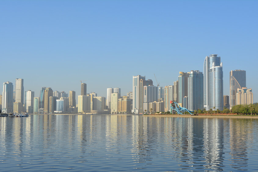 30 Minutes to Dubai, Affordable Properties and the Coast: Where to Buy or Rent in Sharjah 