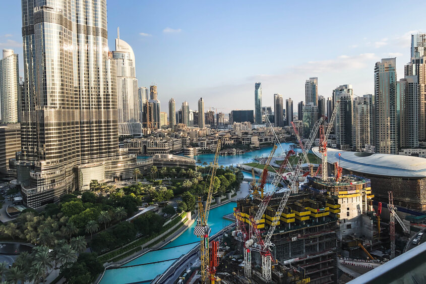 A Complete Guide to Buying Real Estate in Dubai: From Choosing the Property to Moving In